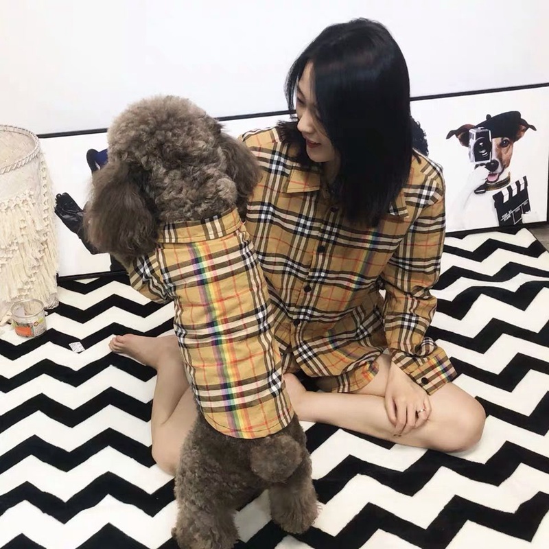 BURBERRY 犬服 tシャツ ブランド洋服 パロディー ドッグウェア