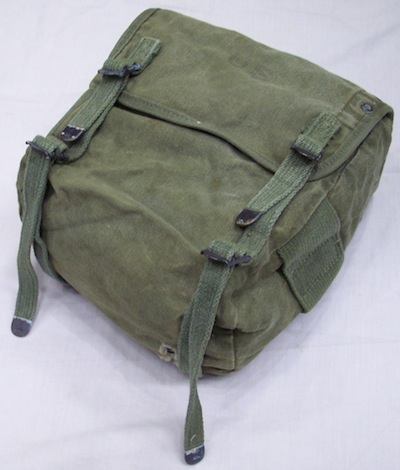 アメリカ軍実物放出品 M56フィールドパック アメリカ軍実物放出品 M56