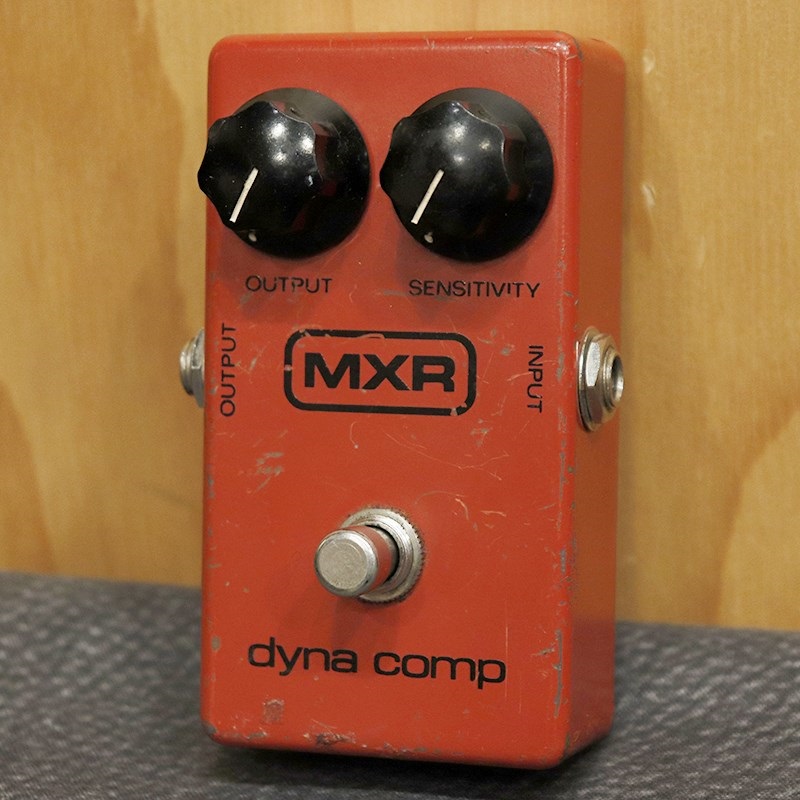 MXR DYNA COMP 筆記体ロゴ BUDケース MXR DYNA COMP 筆記体ロゴ BUDケース