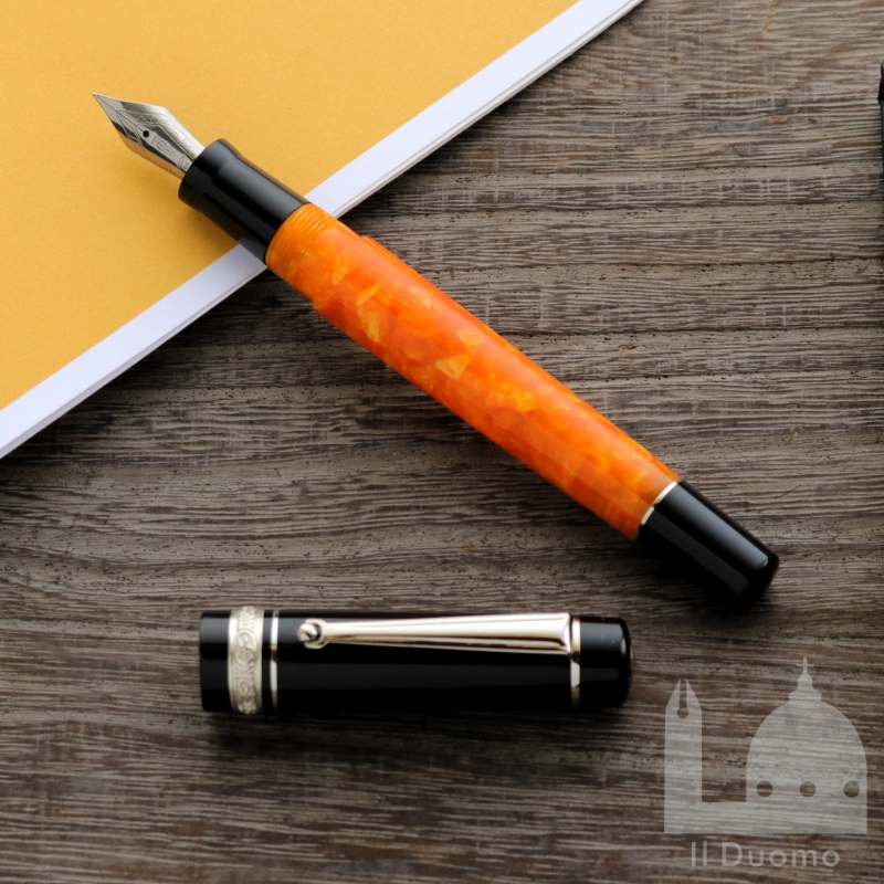 デルタ DV オリジナルスリム 万年筆 (スチールニブ/シルバートリム