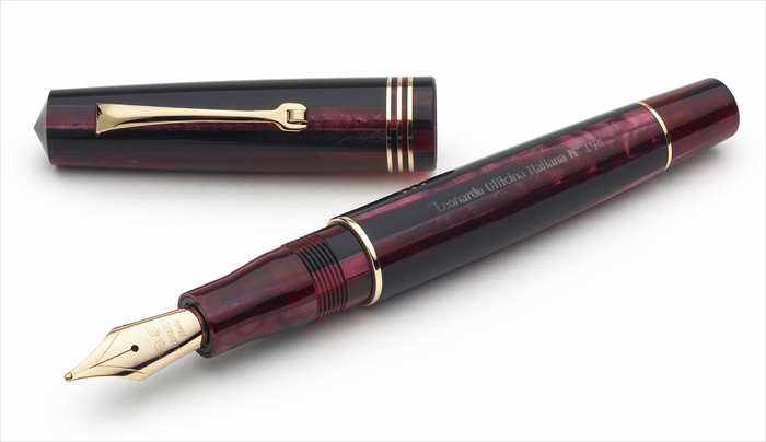 レオナルド モーメントゼロ プルーニャ（プラム） 万年筆 （ゴールド
