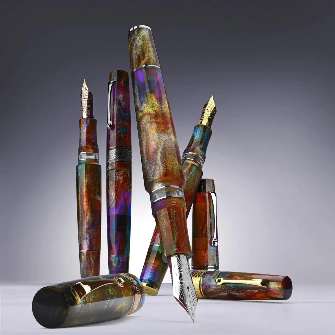 レオナルド 限定生産品 スーパーノヴァ プライマリー