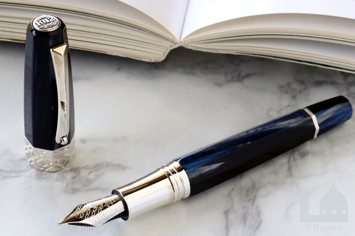 モンテグラッパ 限定生産品 エキストラオットー バタフライブルー