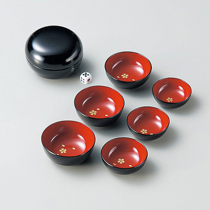 宴遊盃 桜蒔絵 黒内朱 漆器の井助