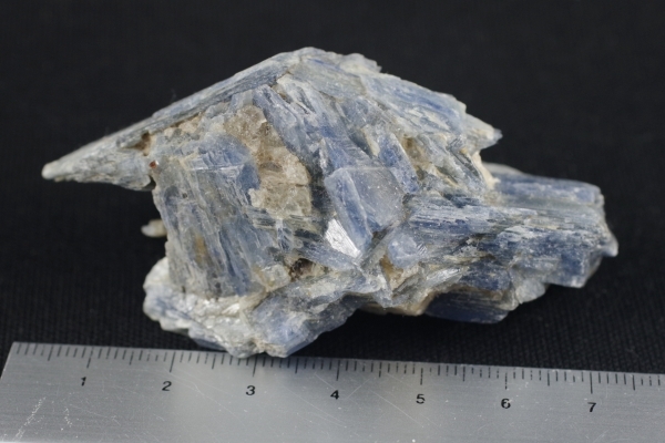 カイヤナイト原石 85g 天然石販売 名取貴石 天然石原石鉱物結晶