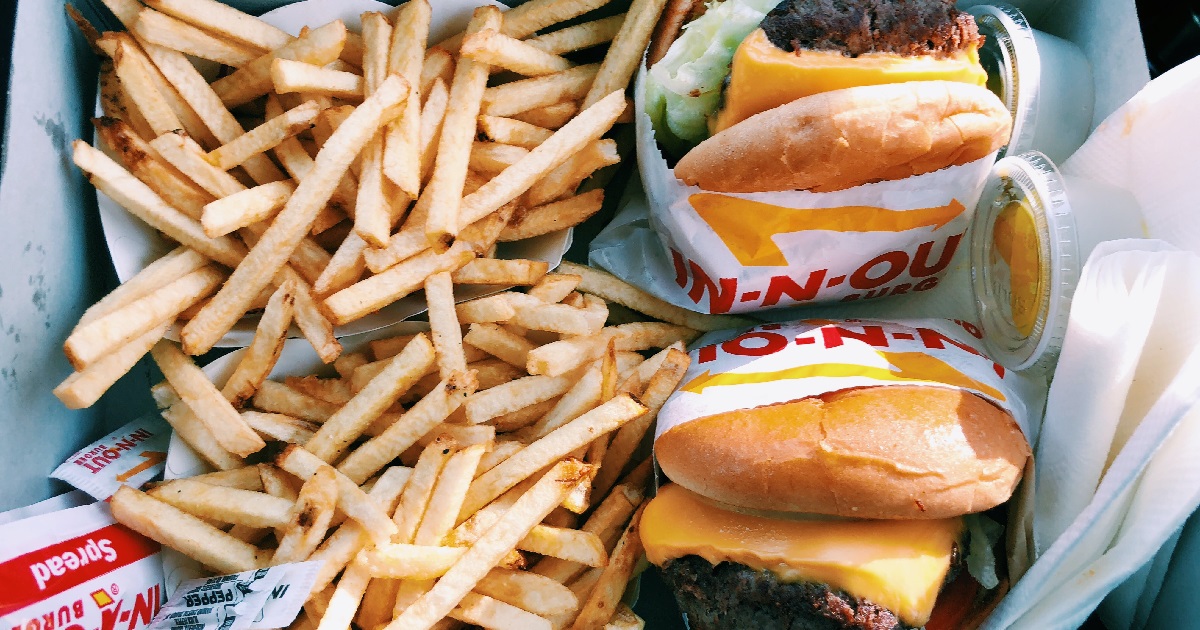 カリフォルニア最強ファストフード“IN–N-OUT BURGER”｜ISS留学ライフ