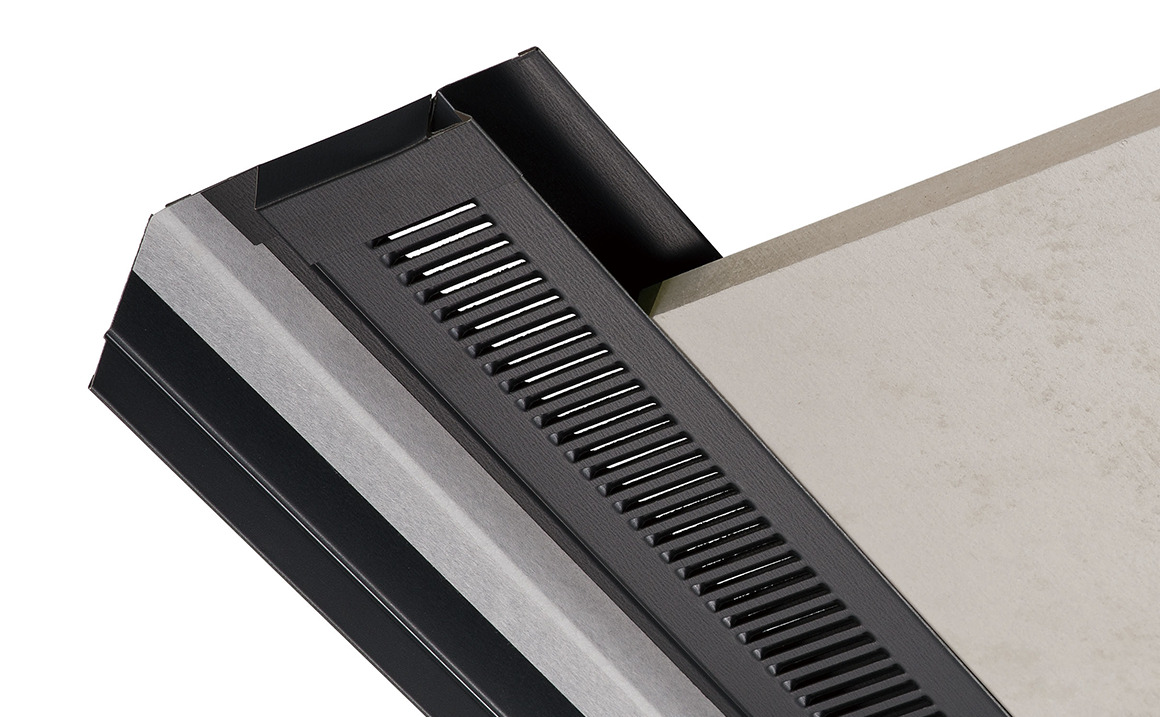 鋼板製 軒天換気材（壁際タイプ）エンドキャップ一体型 30分準耐火構造