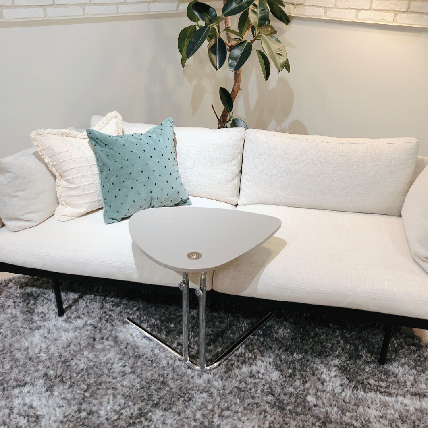 今売れている！最強のサイドテーブル《 K22 side table 》 | The