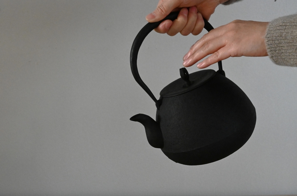 釜定 南部鉄器の鉄瓶 - ウェブショップ - jokogumo - よこぐも