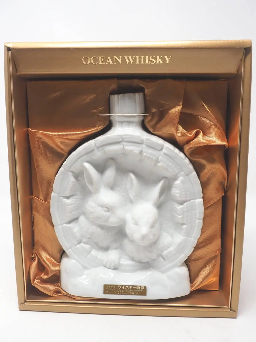 希少品】三楽オーシャン ウイスキー 特級 うさぎ 干支ボトル 希少品