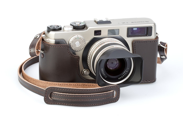 Camera Bag | Case | Strap :: Hand-made leather camera case for