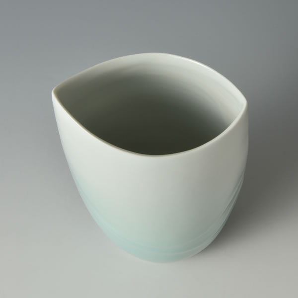 Japan Pottery Net / 青白磁風文花入