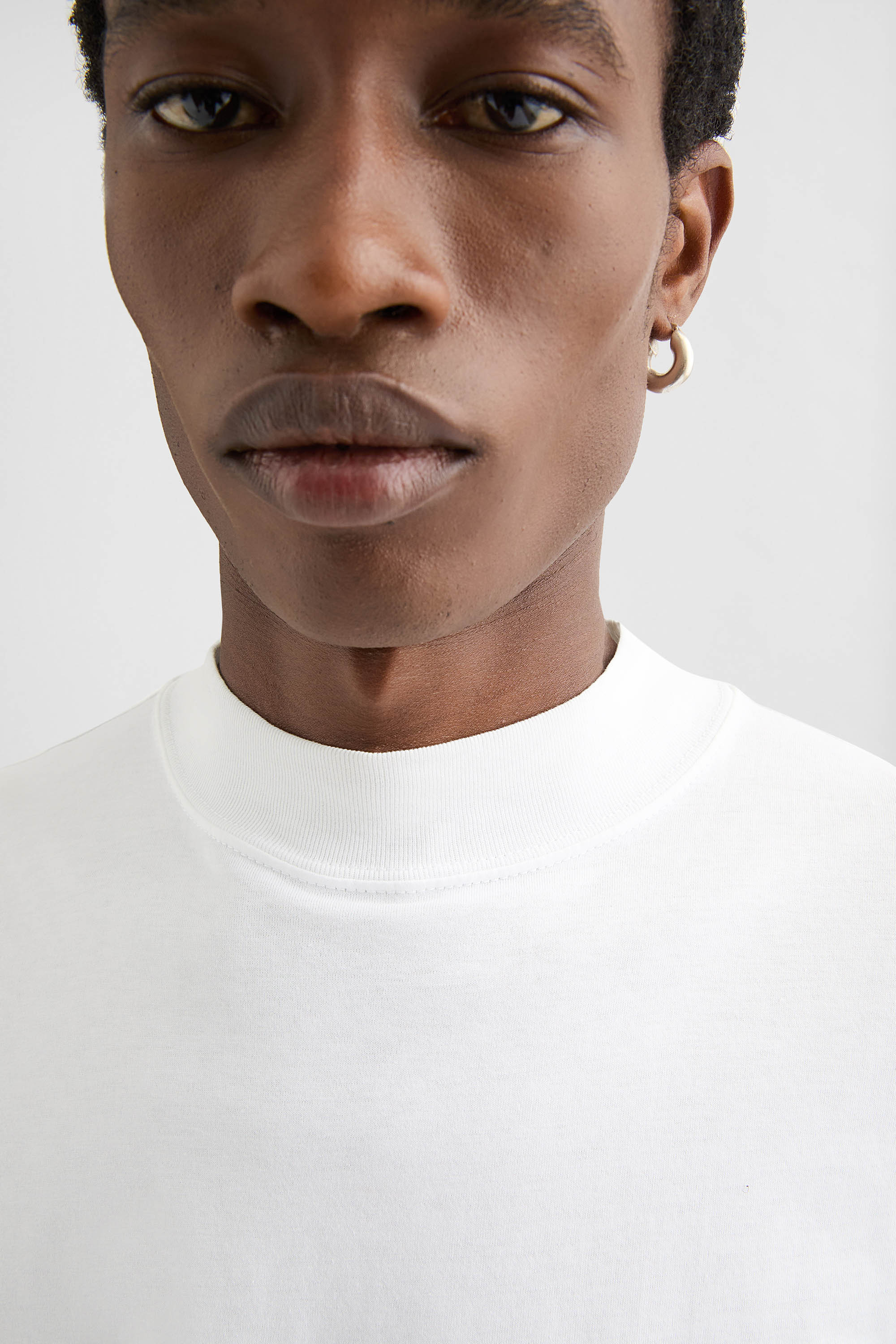 コットン モックネックTシャツ メンズ | Jil Sander 公式オンラインストア