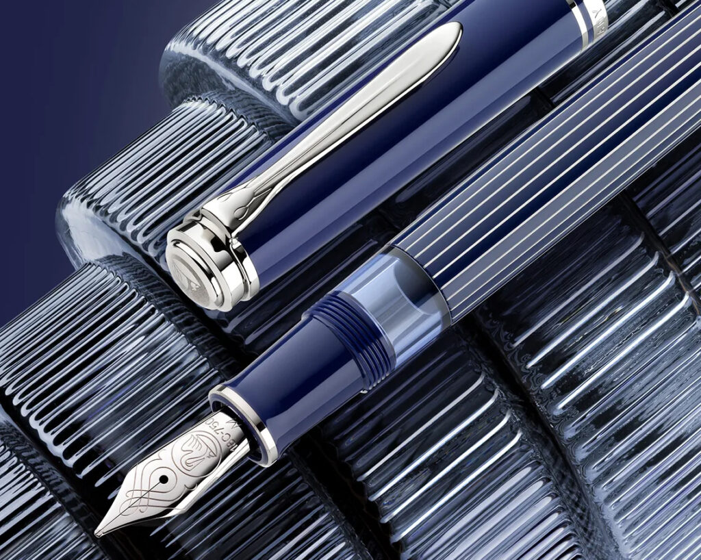 ペリカン スーベレーン® M815 メタルストライプ ブルー | 日本輸入