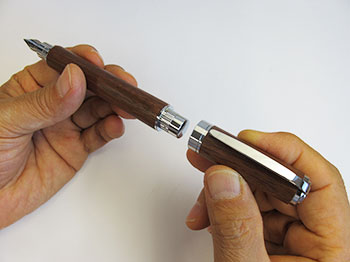 ◎ グラデュエイト（万年筆）クローム | つくる人をシゲキする オフの