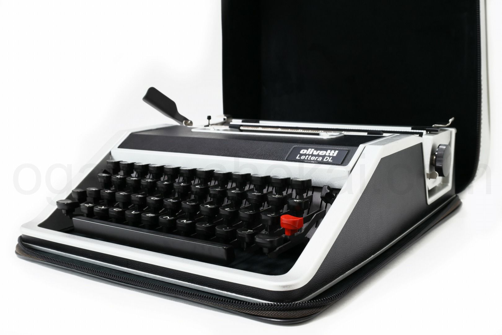 リフォーム済タイプライターケース olivetti Lettera DL