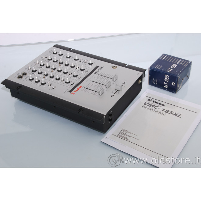 音出確認済/純正AC付】Vestax VMC-185XL 音出確認済/純正AC付】Vestax