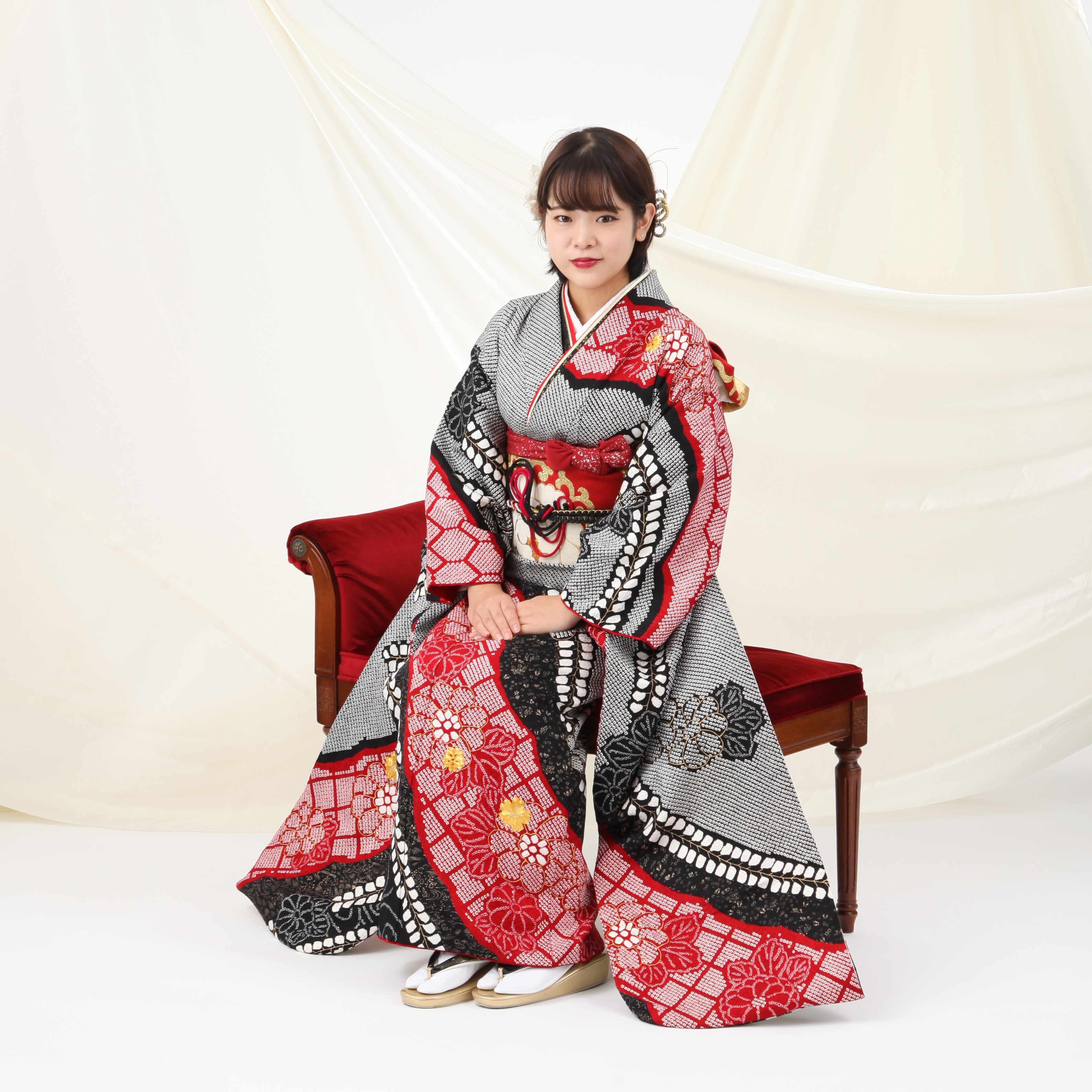 総絞り振袖 ※成人式 総絞り艶やか牡丹 総絞り振袖 ※成人式