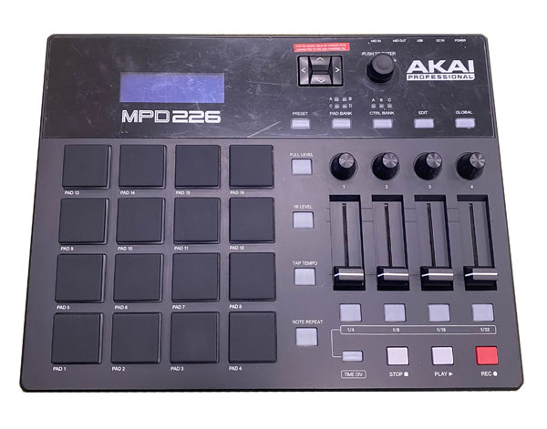 中古品】AKAI professional/USB・MIDIコントローラー/MPD226