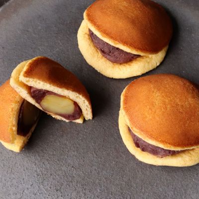 10個入り 和栗と丹波大納言小豆のどら焼き。 進物 ギフト