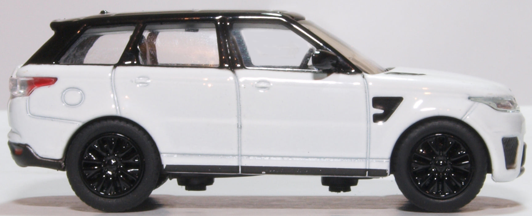 1/43 Range Rover Sport フジホワイト 1/43 Range Rover Sport フジ