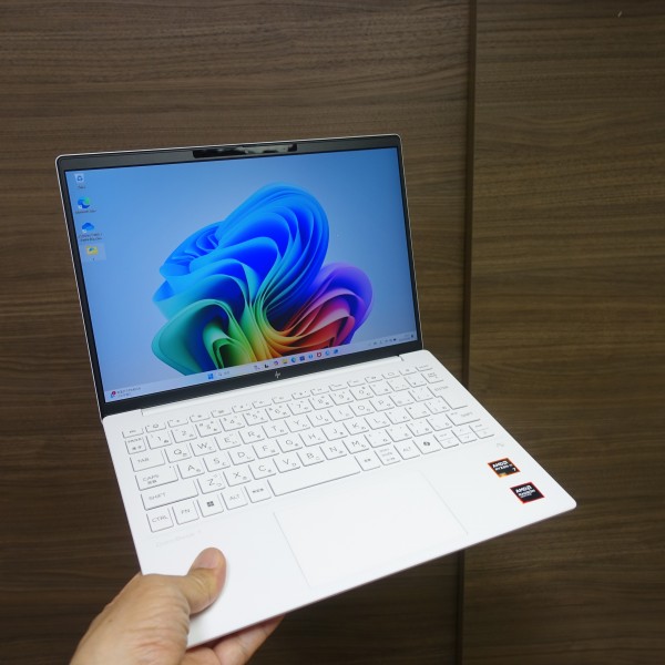HP OmniBook 7 Aero 13-bg (2025年モデル)購入レビュー/Copilot+PC準拠