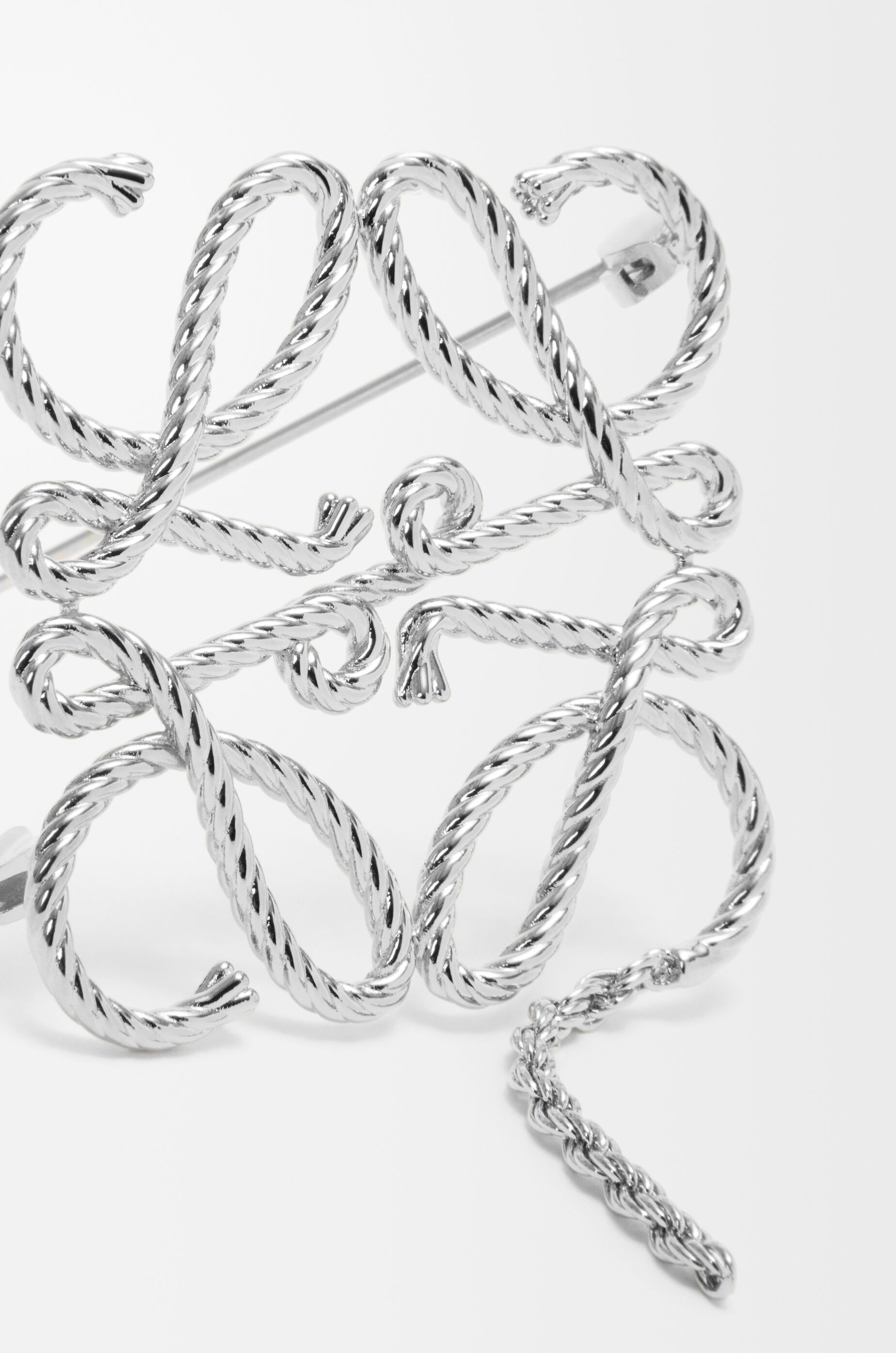 アナグラム ブローチ シルバー - LOEWE Japan official website