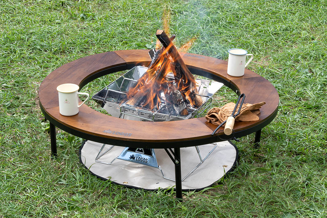 ② 未使用 LOGOS アイアン囲炉裏テーブル