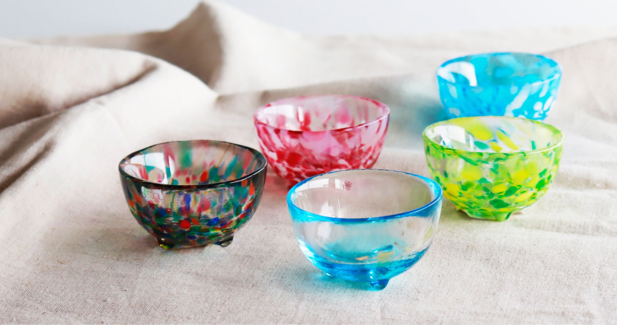 青みを帯びた 筒盃 酒器 盃ぐい呑み 古道具 アンティーク ブロカント