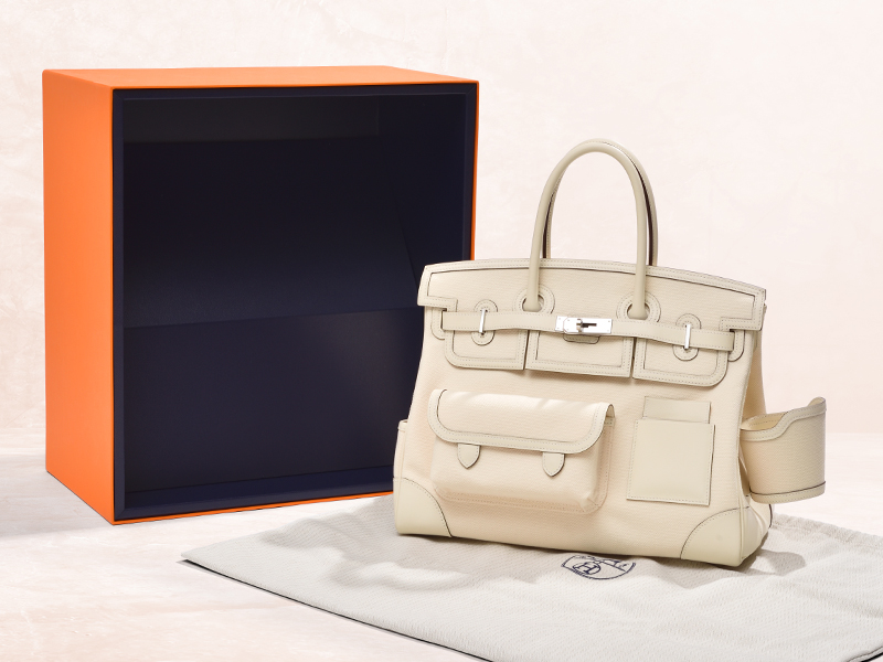 バーキンカーゴ35”特別仕様のボックスと保存袋で織りなすプレミアム