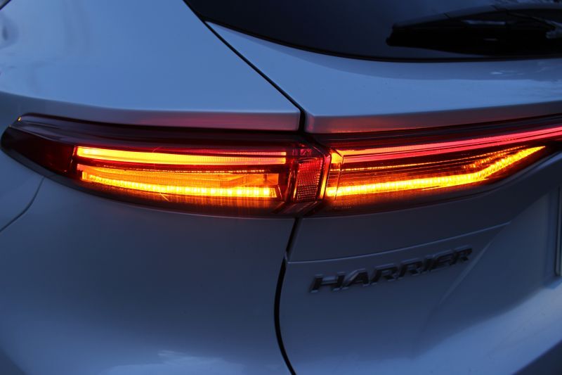 ハリアー80 Gグレード 純正テールランプ 80 ハリアー 純正加工