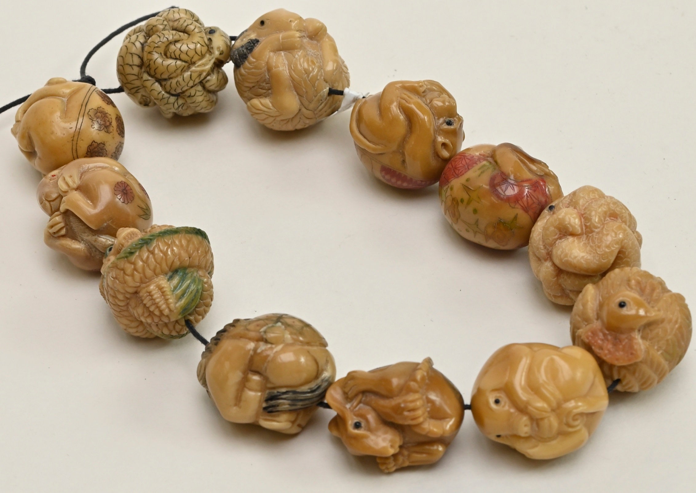 Chinese Zodiac Animals Carved Tagua Nut 25mm Round Beads BTA103