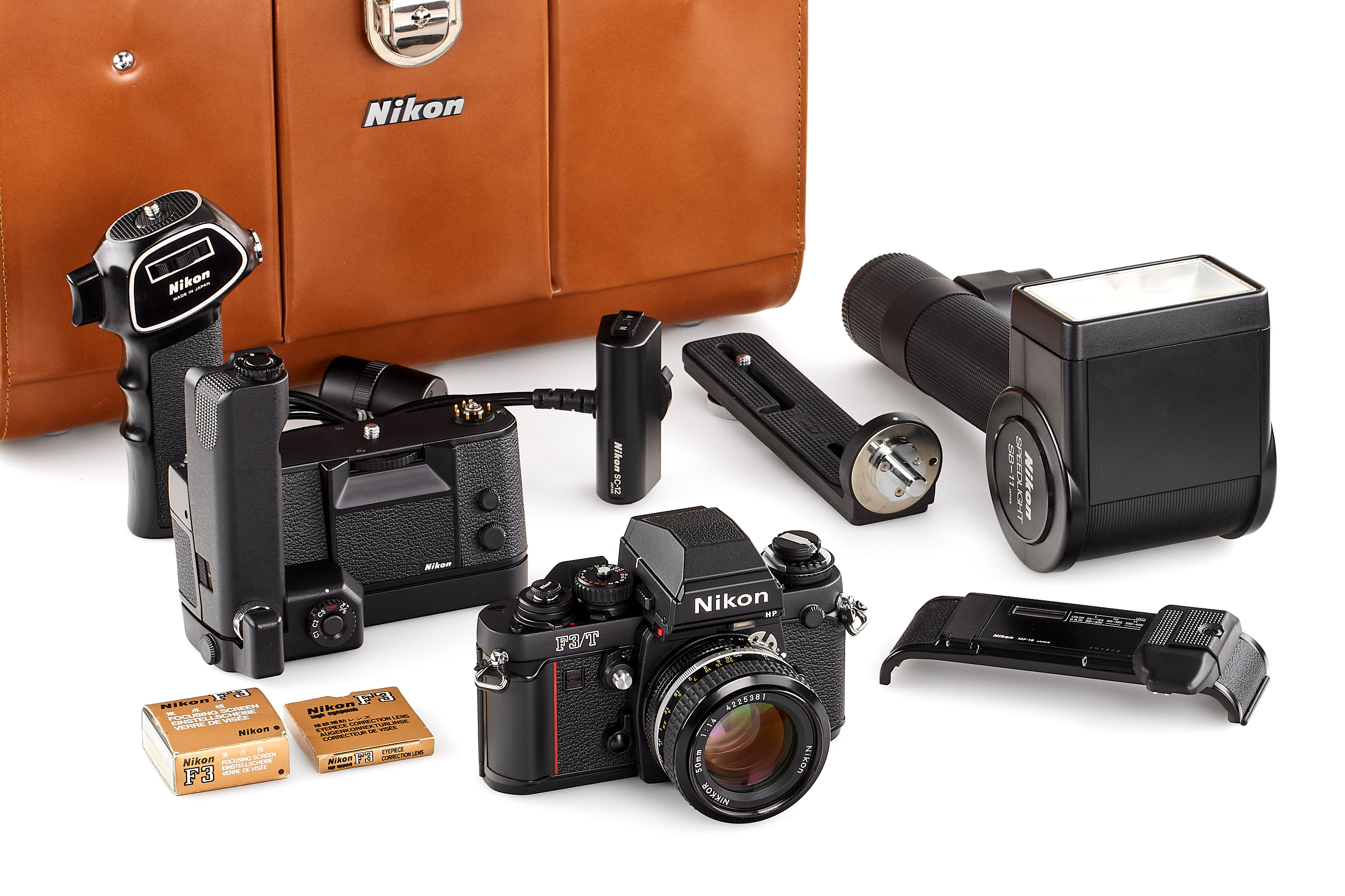 Nikon F3/T black outfit | A01649