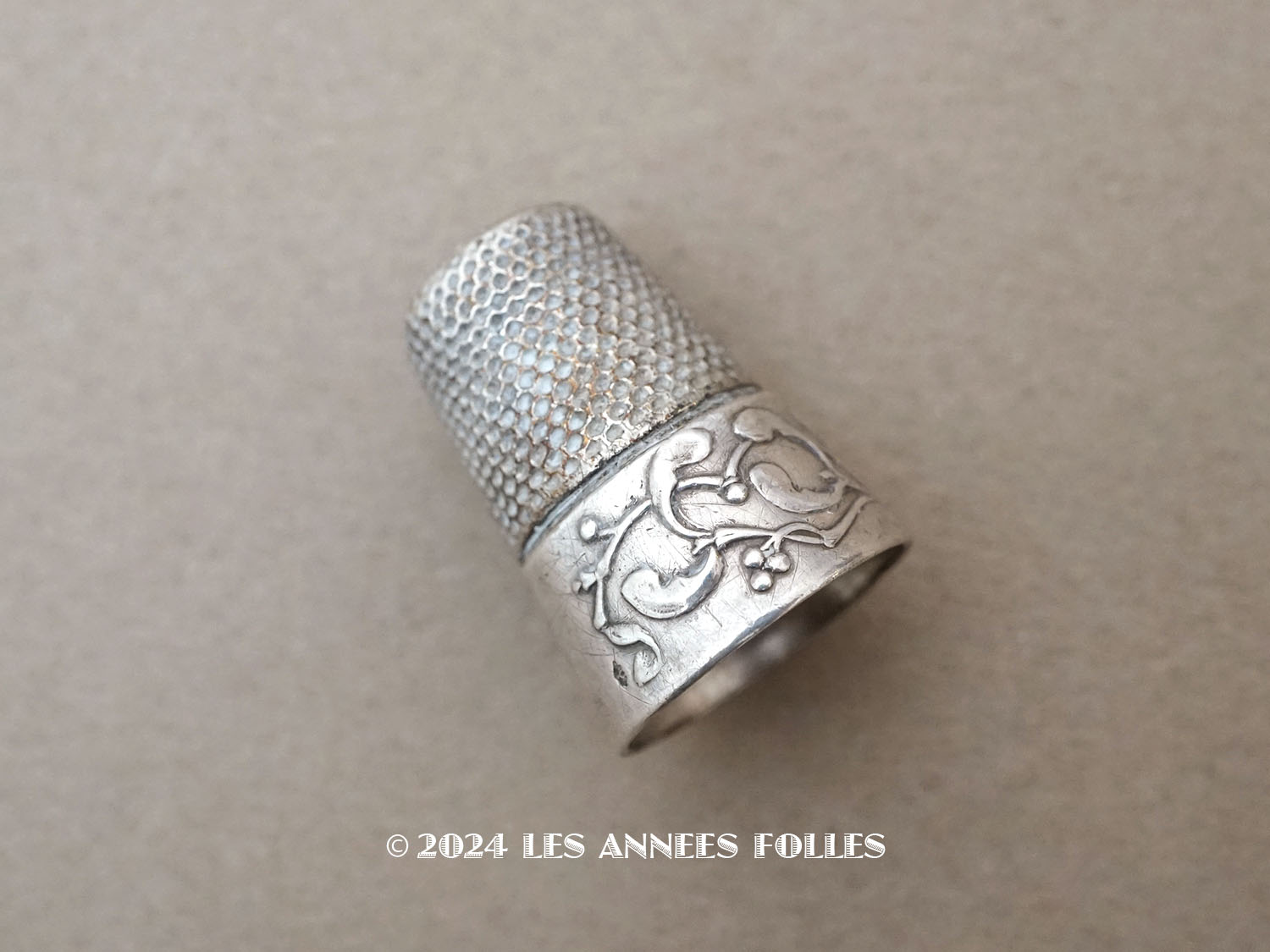 1900年頃 アンティーク ヤドリギ シルバー製 指ぬき 裁縫道具 : LES