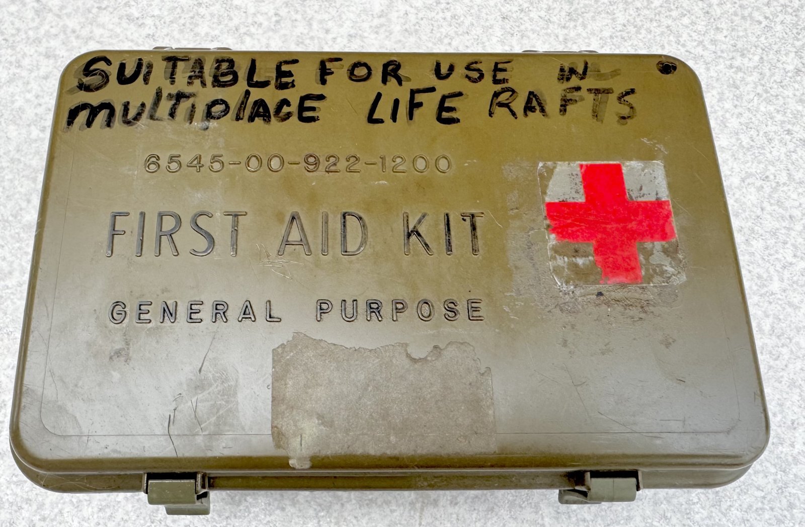 フランス軍 実物 ファーストエイドキット メタルボックス 中古品 OD色