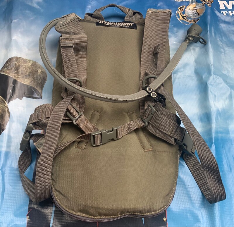 米軍実物 ハイドレーションパック 3LCAMELBAK49