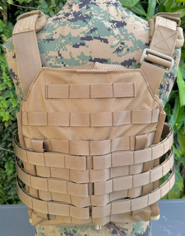 海兵隊実物 新型オードナンス プレートキャリア L コヨーテ 沖縄