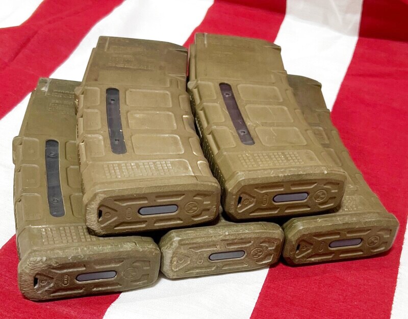 新品 未使用 米軍実物 MAGPUL PMAG 30 窓付き マグプル ブラック 新品
