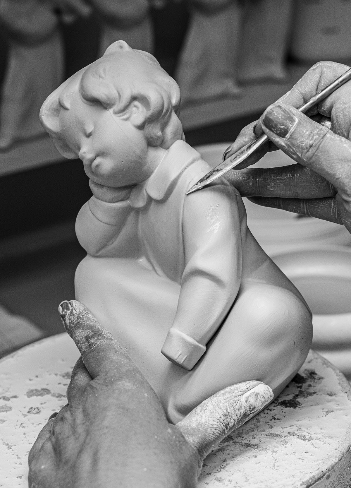 保管品　リヤドロ　LLADRO 天使の考えごと　トランペット　セット1109a1 天使の考えごと<わかってきたぞ> | リヤドロ公式オンライン