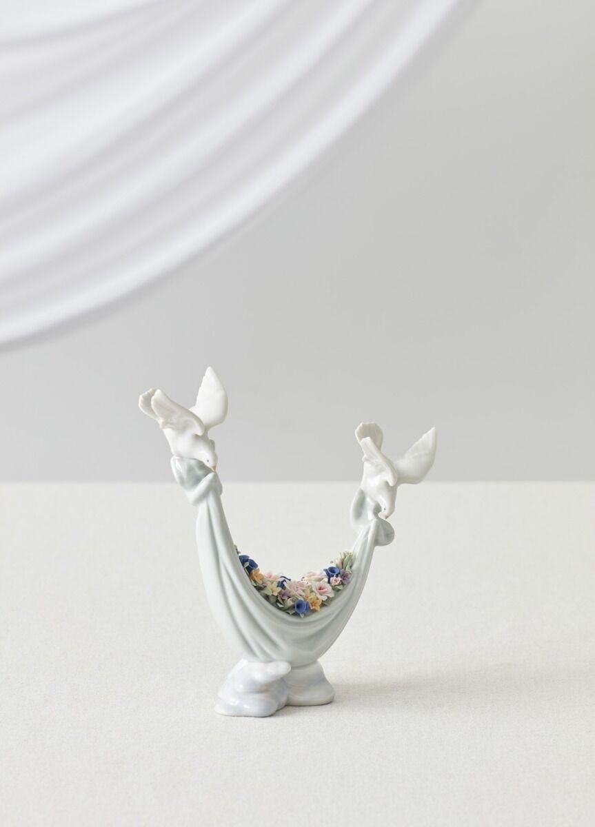 平和の花かご | リヤドロ公式オンライン