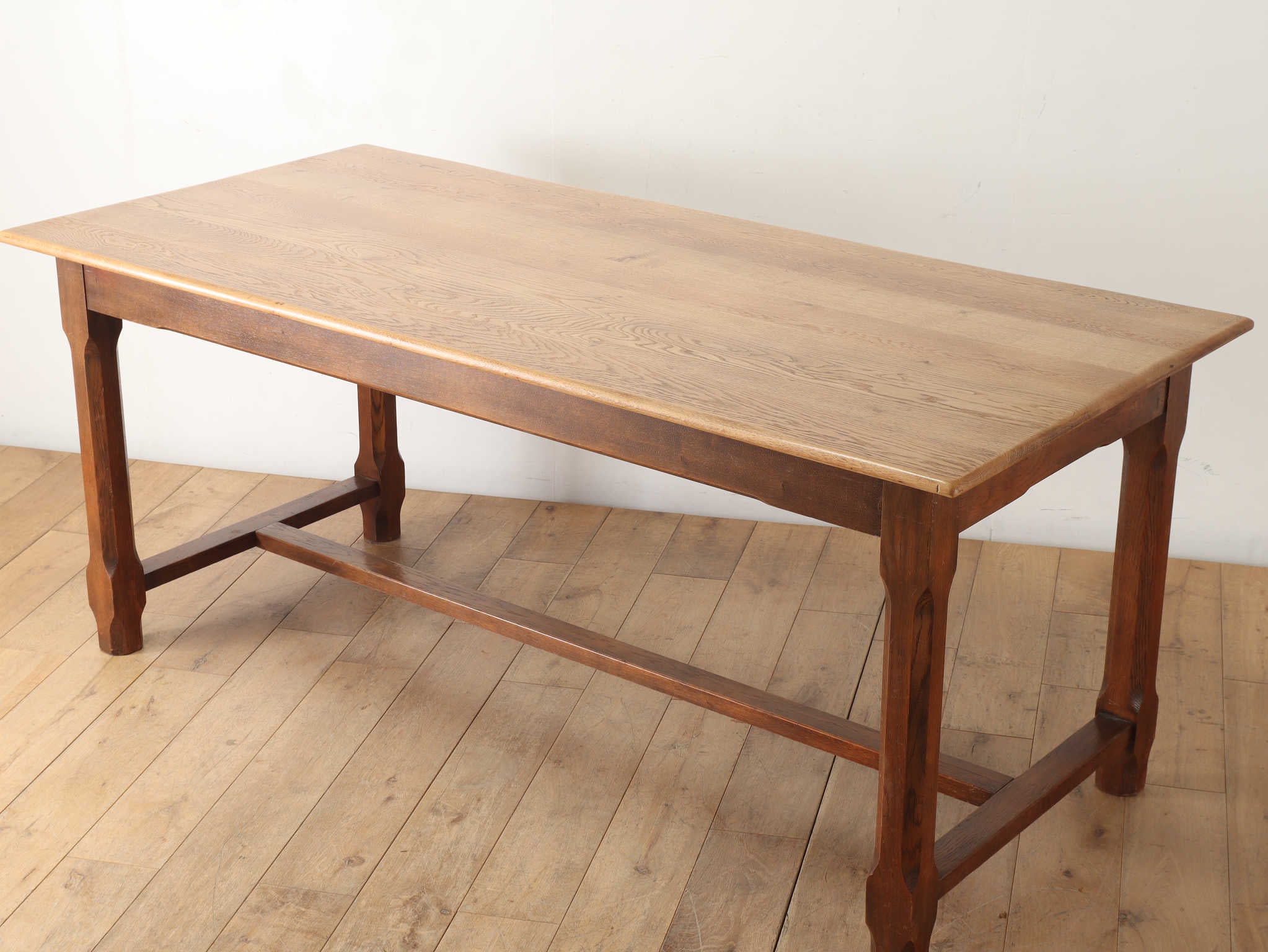 リフェクトリーテーブル | ロイズ・アンティークス | ヨーロッパの