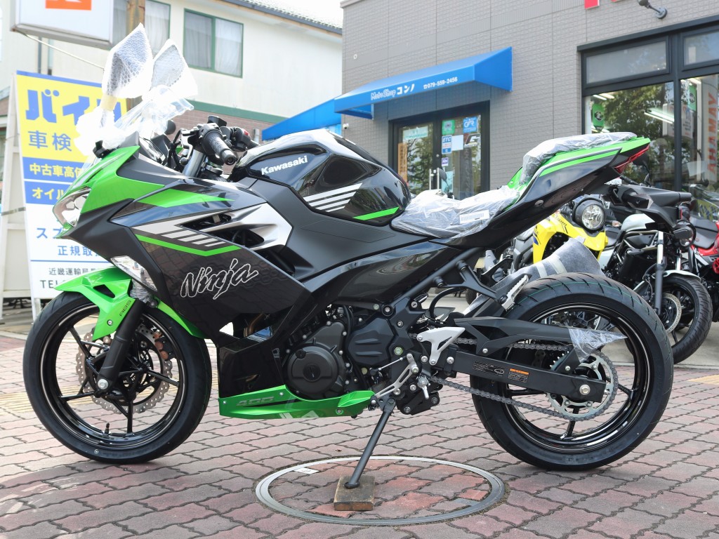 Ninja400、Z400が入荷しました | ニュース | MotoShop Konno（モト