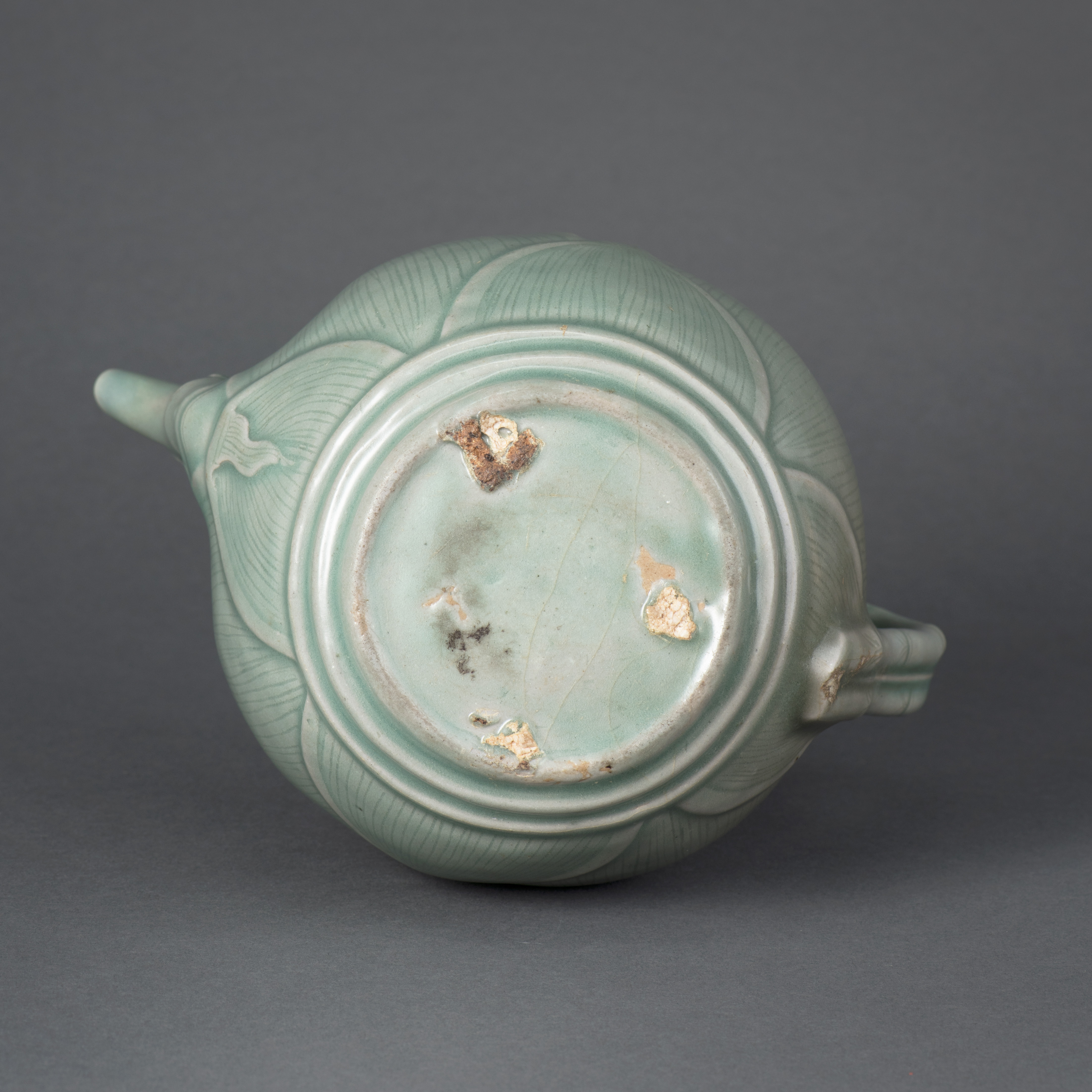 Bフライデー蔵出し特価青緑色 陶器 水差し 鶴模様高さ19cm直径15cm