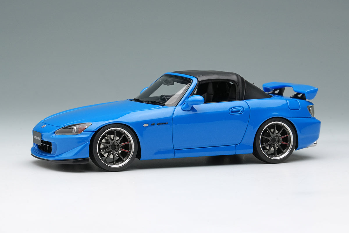 ミニカー 1/18 DATSUN Fairlady2000 SR311 LightBlue Ignition Model 1