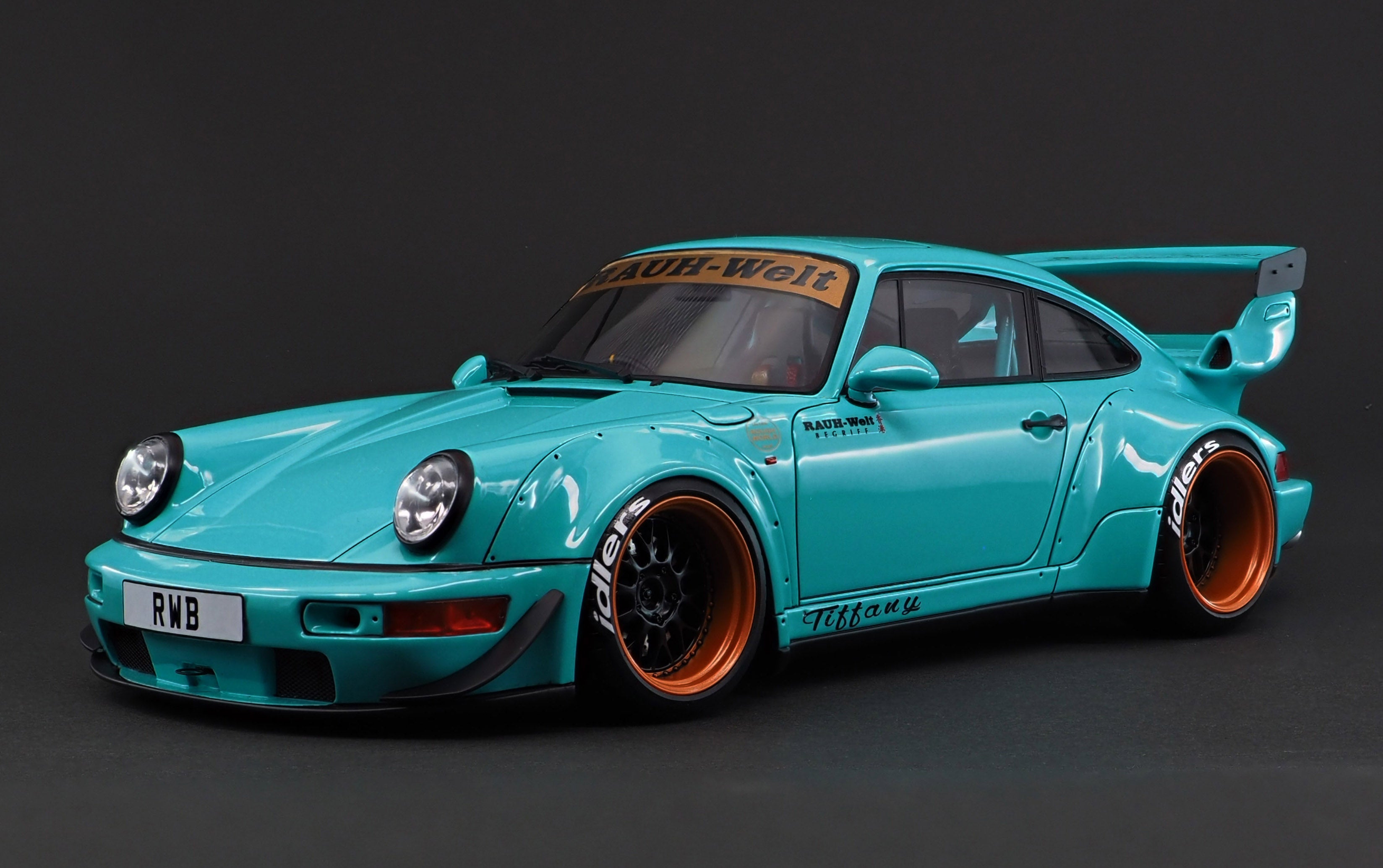 極美品 イグニッションモデル 1/18 RWB 964 With Engine 1/18 Ignition