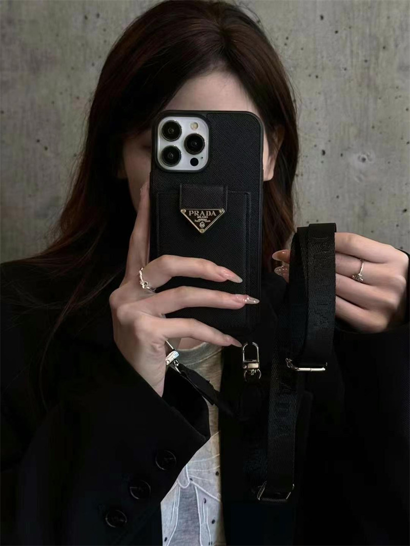 prada iphone17 ケース カードケース 付き プラダ スマホ ショルダー