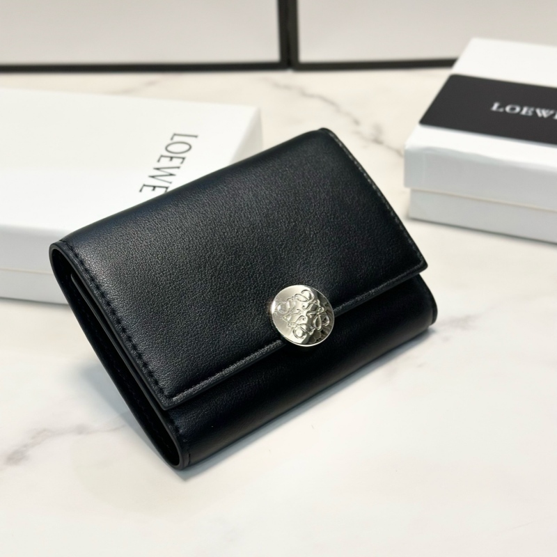 ロエベ 三つ折り財布 ロエベ 3つ折り財布 - ベージュ レザー