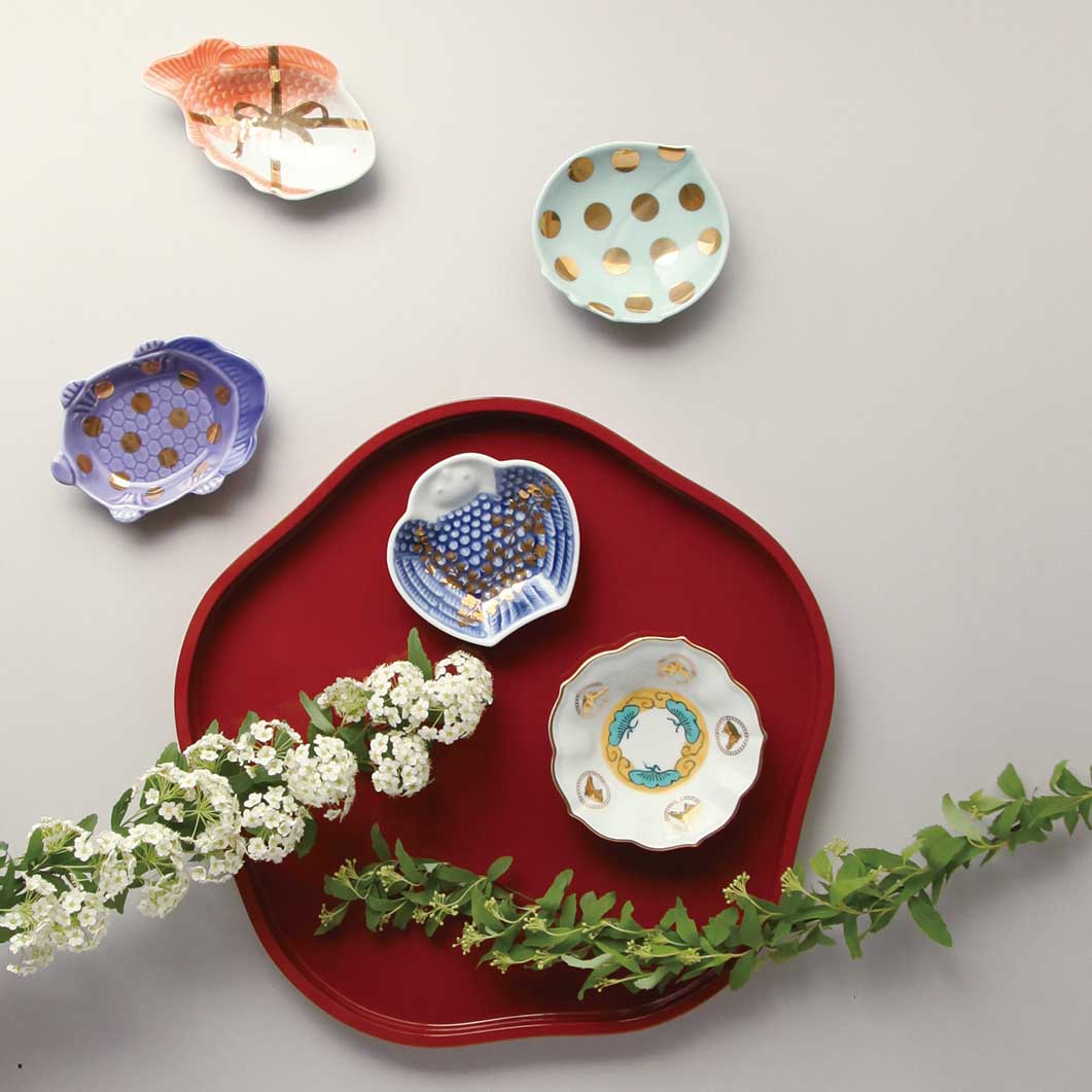 MAME 牡丹蝶文角皿(牡丹蝶文角皿)：キッチン & ダイニング