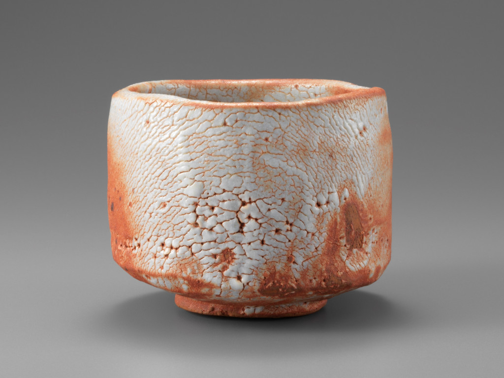 茶道具 志野焼 人間国宝 荒川豊蔵作 沓茶碗 時代箱 V R9380 茶道具