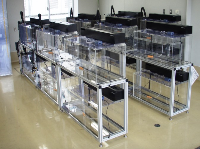 アクアフレーム - 油圧機器・自動車関連機器の専門商社 アルミフレーム